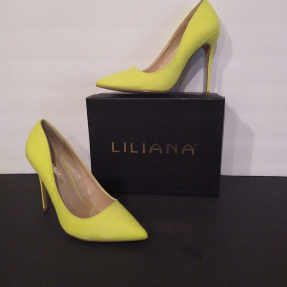 Woman's Liliana Lime Green Fabric Stiletto Pump Si - Picture 4 of 7